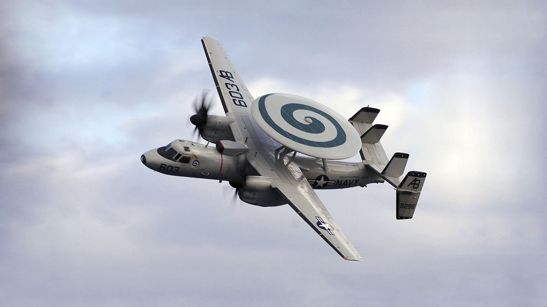 尼尔·巴特尔在防守端的表现,帮助袋鼠队立足橄榄球冠军赛,巴特尔防守奥尼尔视频